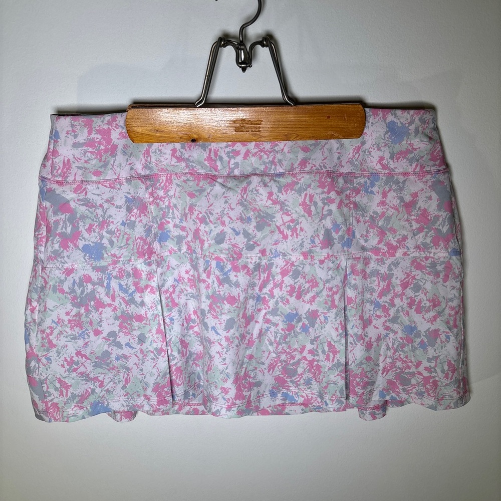 Etonic Pink, Blue, Light Green, and Grey pleated athletic skirt. Size Large.